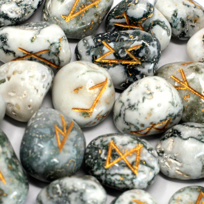 Runes Stone Set in Pouch - Tree Agate