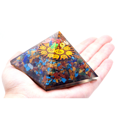 Orgonite Pyramid - Om Chakra - 70 mm